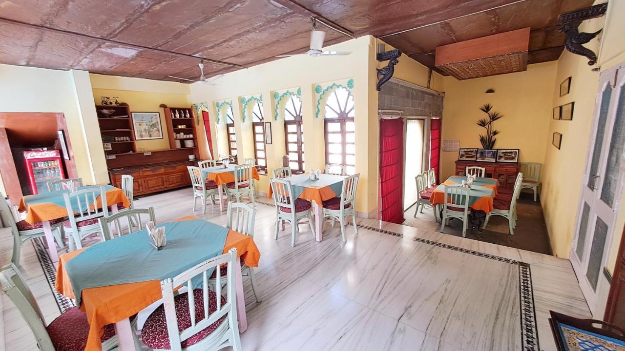 Mahendra Prakash Hotel Udaipur Luaran gambar